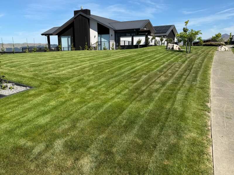 Acreage mowing Marlborough